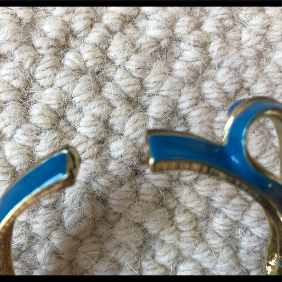 Darling Bow Bracelet - Picture 5 of 5